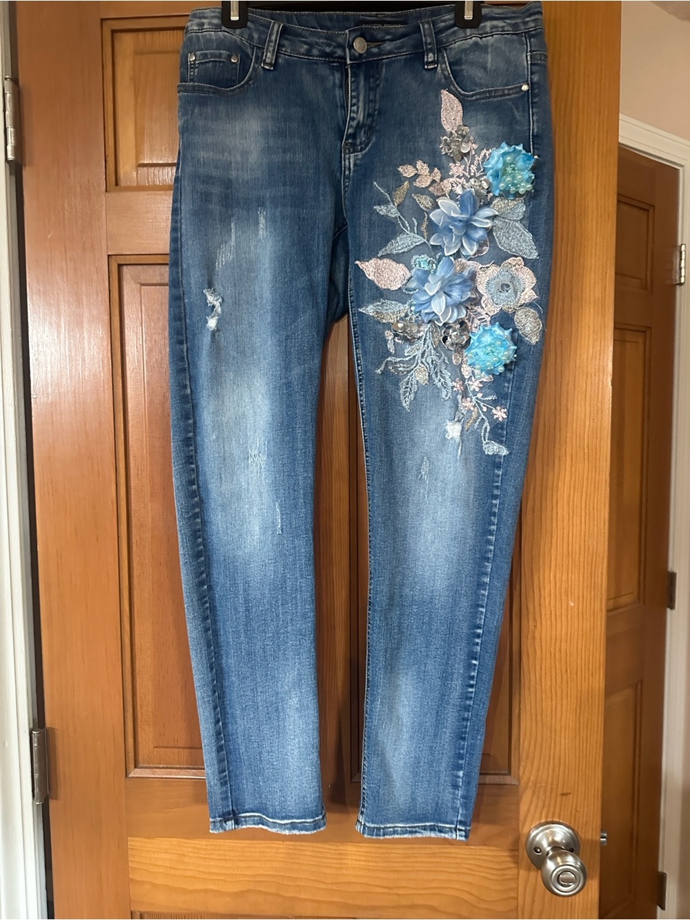Boston Proper Blue Denim Ankle Jeans with Blue Floral Embellishment